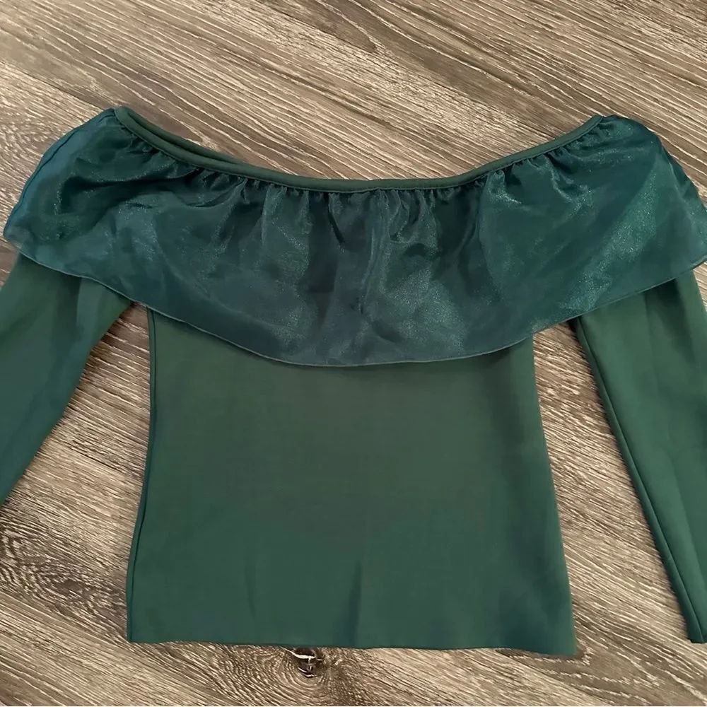 J. Crew off shoulder top - Picture 3 of 8